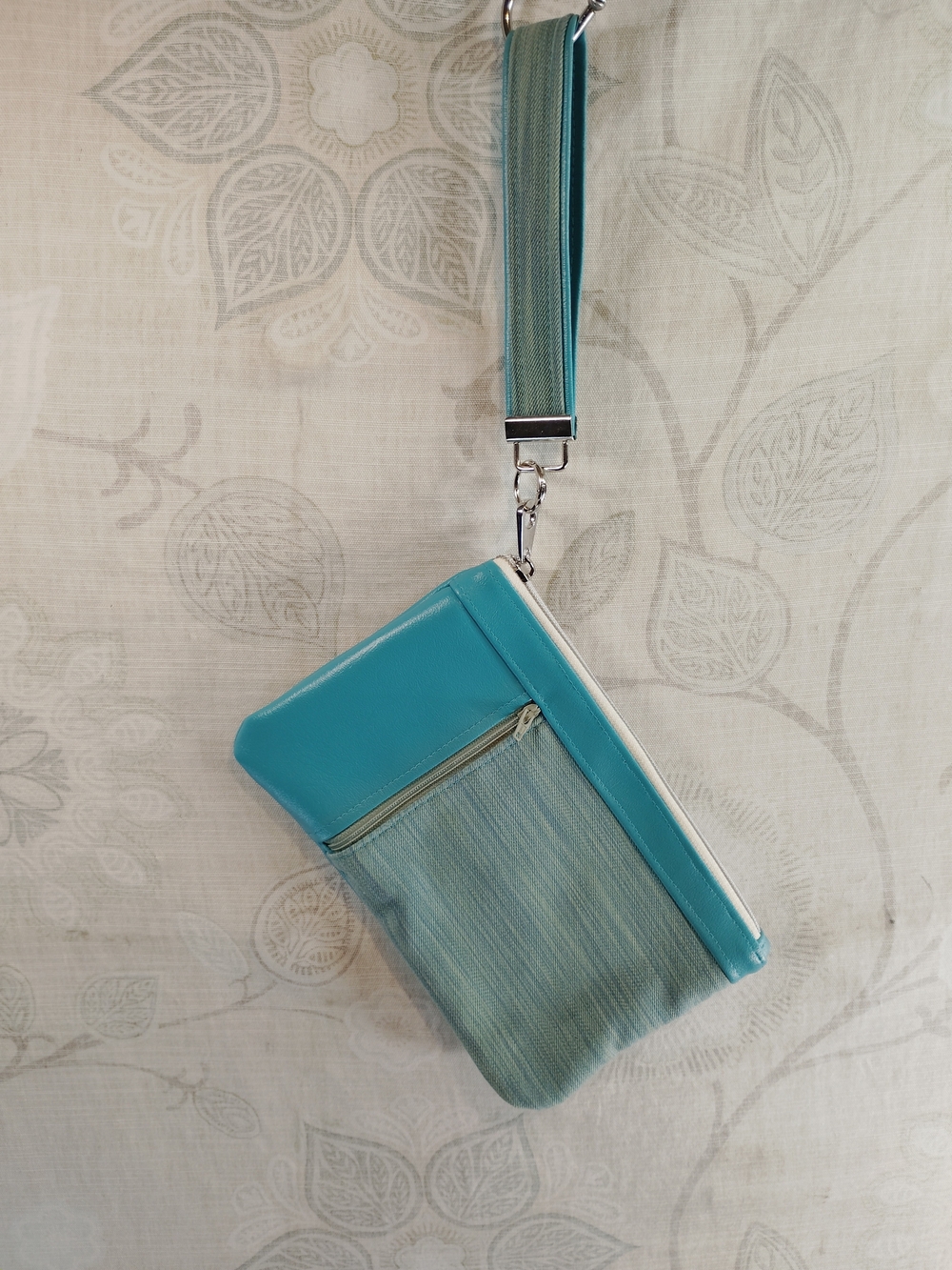 Teal Two-Tone Wristlet Clutch with Removable Strap